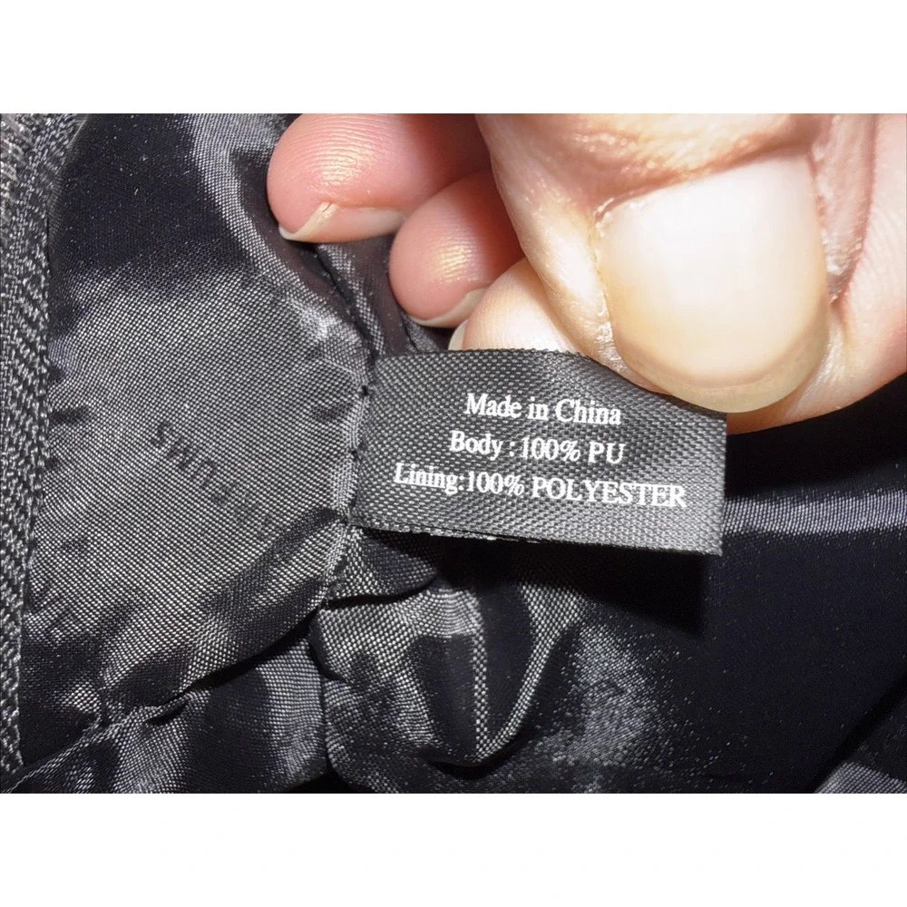 NWOT Versace Parfums Black Double Zip Toiletry Travel Bag Greek Key Strap